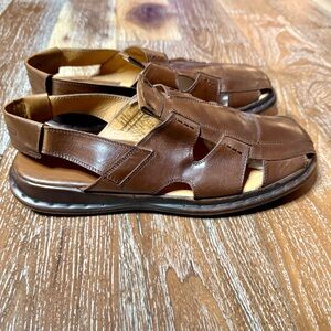 Baco Bucci Sport Men’s Leather Closed-Toe Fisherman Sandals / Size 10 Brown